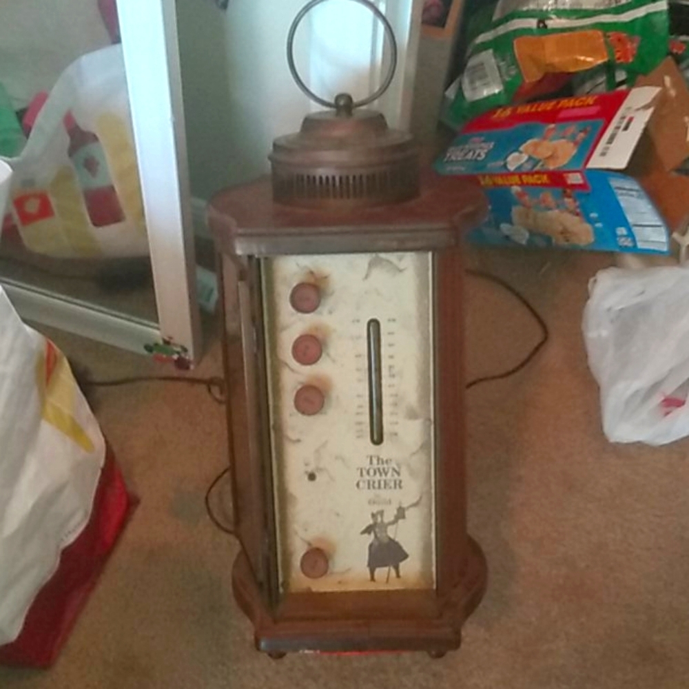 1950's Tower Crier Radio